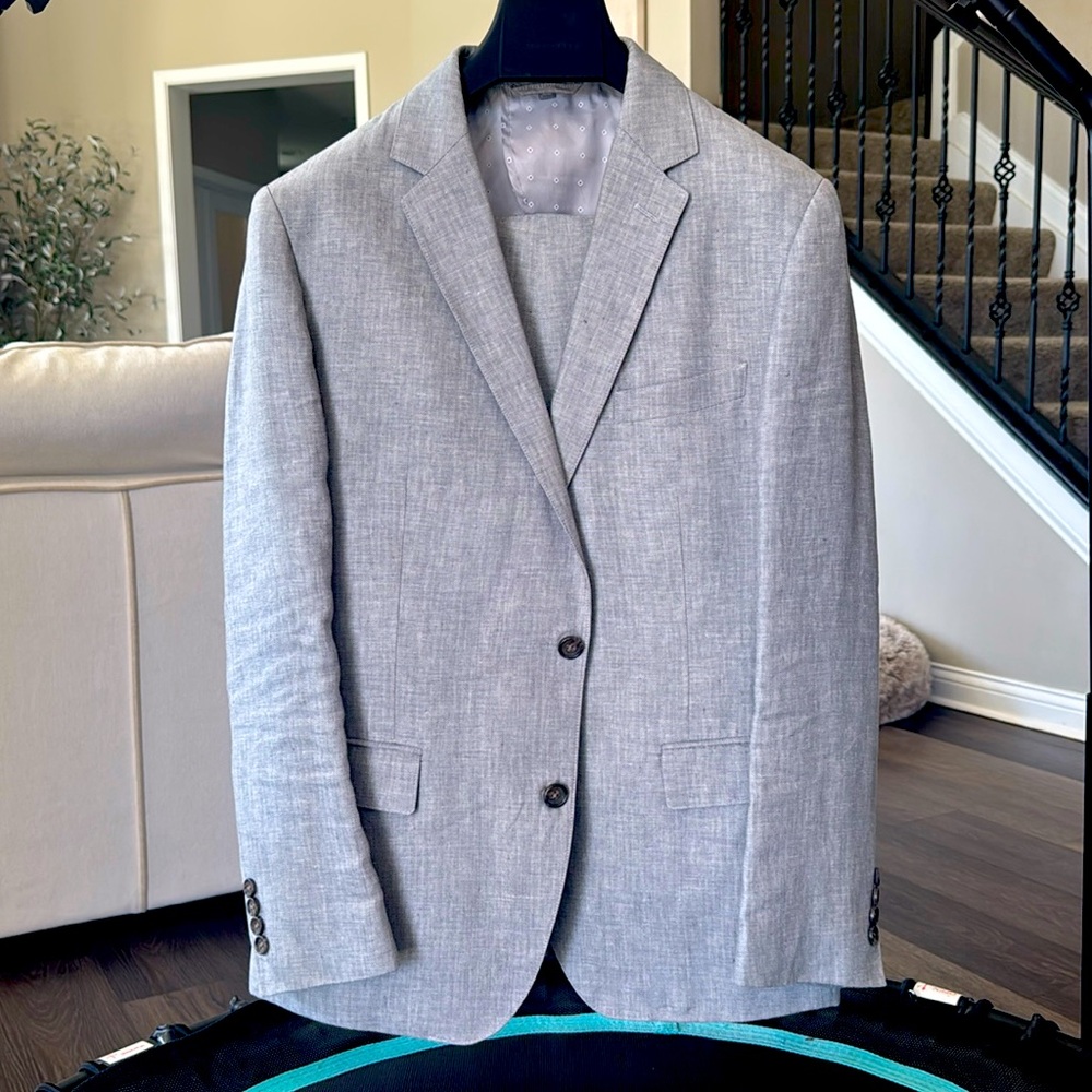 Bonobos Light Grey Herringbone Linen Suit